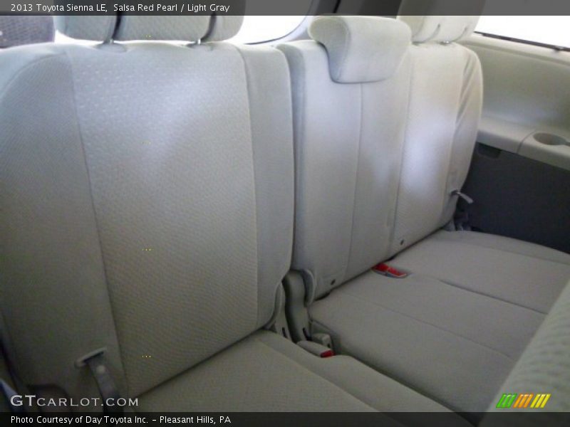 Salsa Red Pearl / Light Gray 2013 Toyota Sienna LE