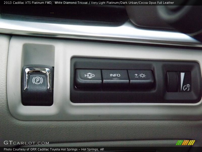 White Diamond Tricoat / Very Light Platinum/Dark Urban/Cocoa Opus Full Leather 2013 Cadillac XTS Platinum FWD