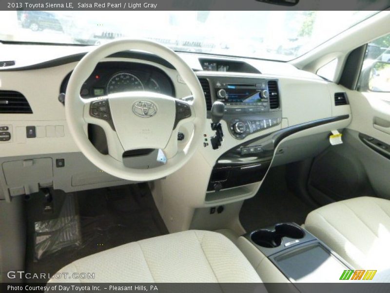 Salsa Red Pearl / Light Gray 2013 Toyota Sienna LE