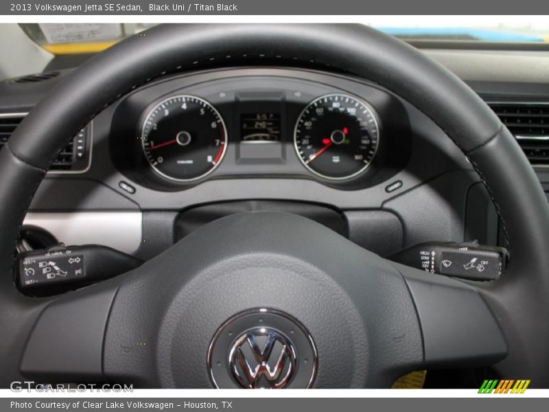 Black Uni / Titan Black 2013 Volkswagen Jetta SE Sedan