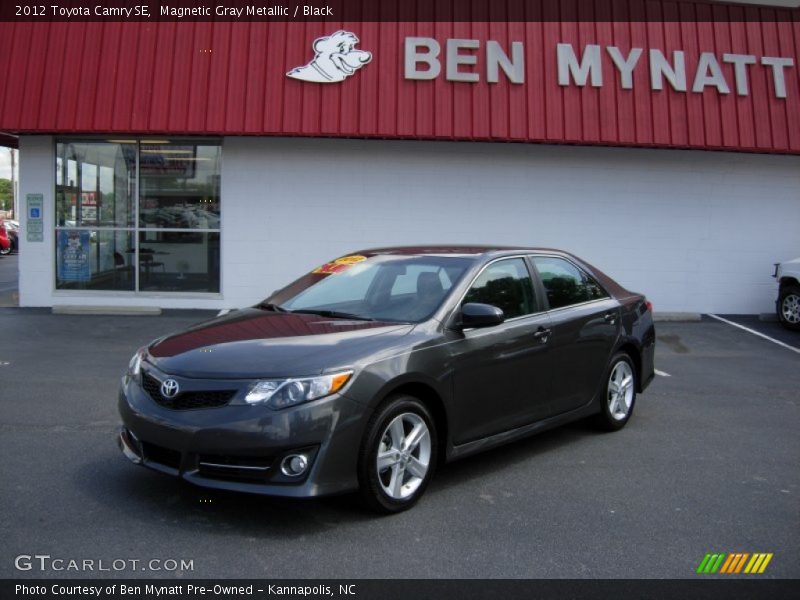 Magnetic Gray Metallic / Black 2012 Toyota Camry SE