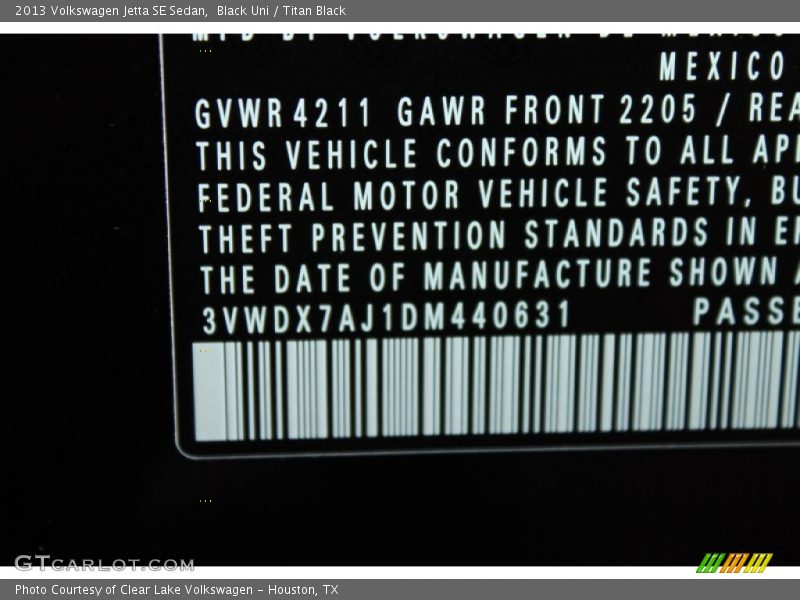 Black Uni / Titan Black 2013 Volkswagen Jetta SE Sedan