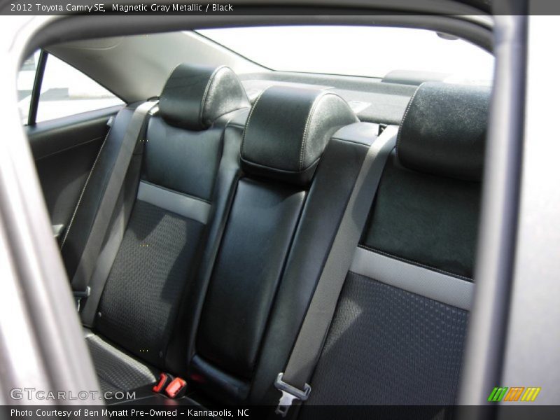 Magnetic Gray Metallic / Black 2012 Toyota Camry SE
