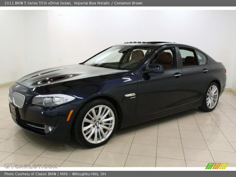 Front 3/4 View of 2011 5 Series 550i xDrive Sedan