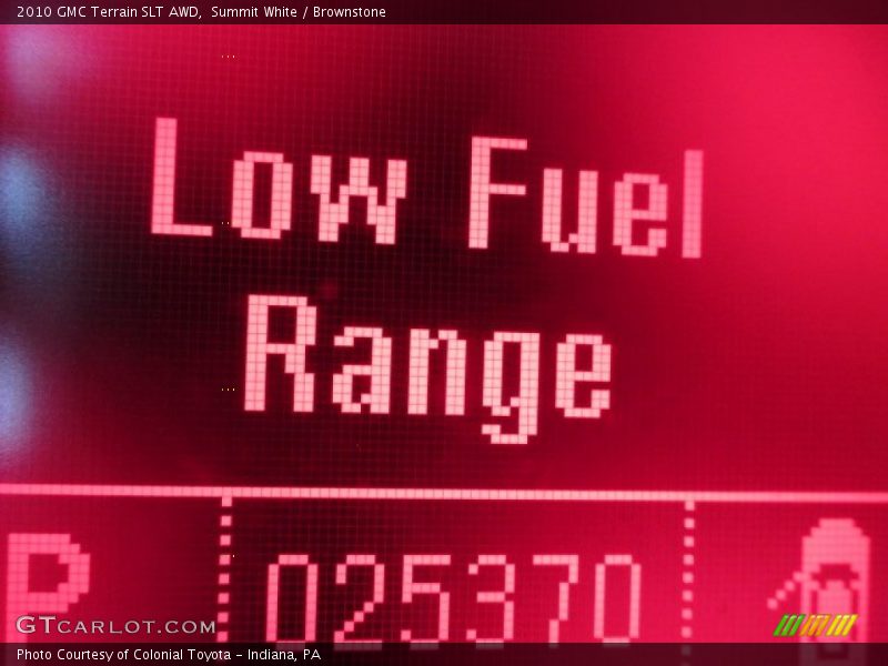 Summit White / Brownstone 2010 GMC Terrain SLT AWD