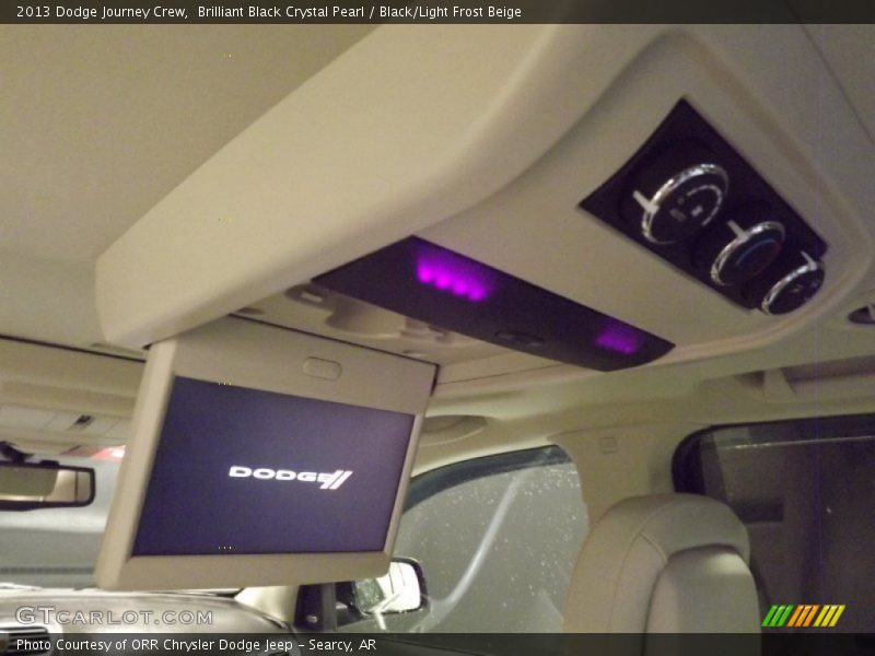 Brilliant Black Crystal Pearl / Black/Light Frost Beige 2013 Dodge Journey Crew