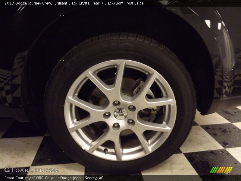 Brilliant Black Crystal Pearl / Black/Light Frost Beige 2013 Dodge Journey Crew