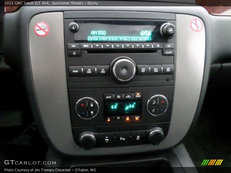 Quicksilver Metallic / Ebony 2013 GMC Yukon SLT 4x4