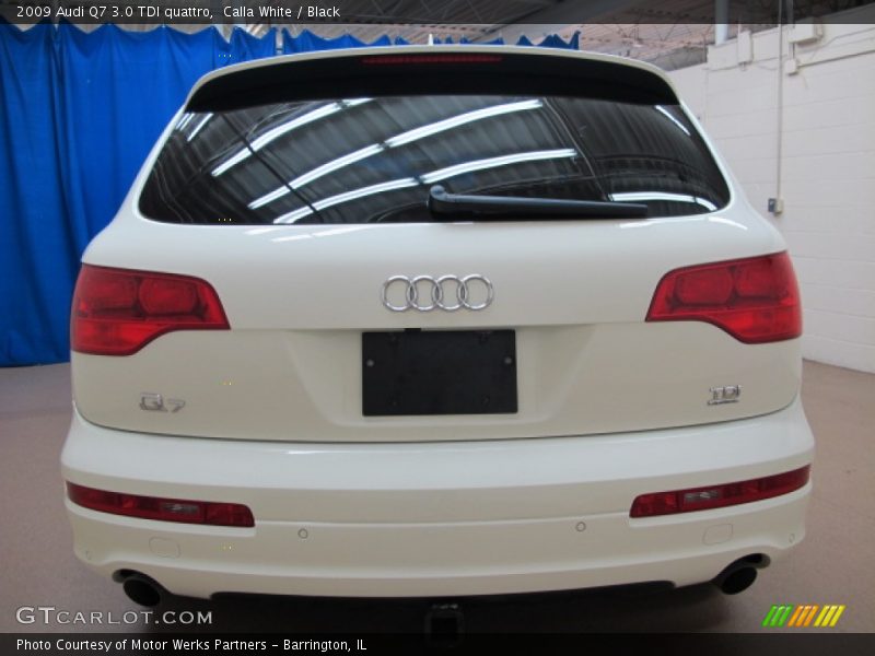 Calla White / Black 2009 Audi Q7 3.0 TDI quattro