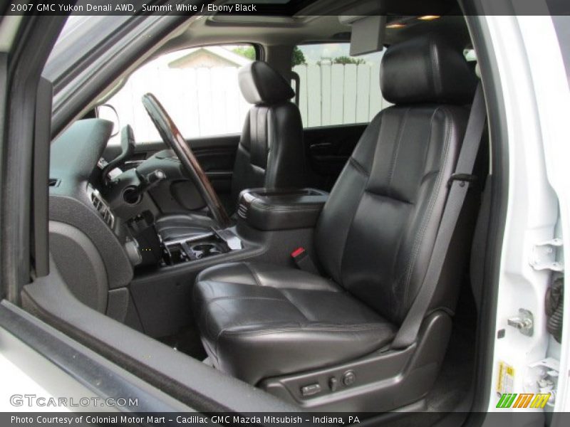 Summit White / Ebony Black 2007 GMC Yukon Denali AWD