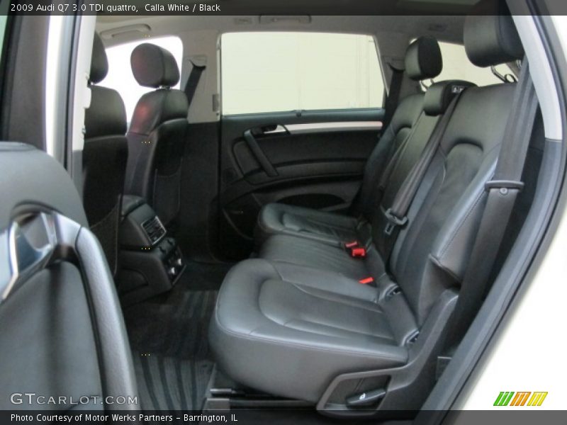 Calla White / Black 2009 Audi Q7 3.0 TDI quattro