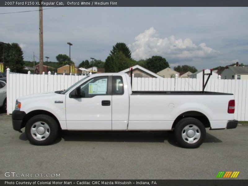 Oxford White / Medium Flint 2007 Ford F150 XL Regular Cab