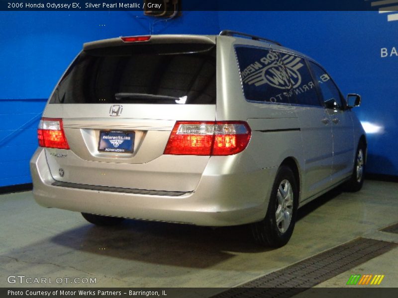 Silver Pearl Metallic / Gray 2006 Honda Odyssey EX