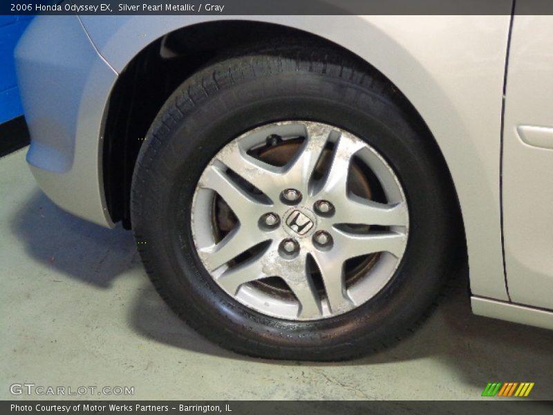 Silver Pearl Metallic / Gray 2006 Honda Odyssey EX