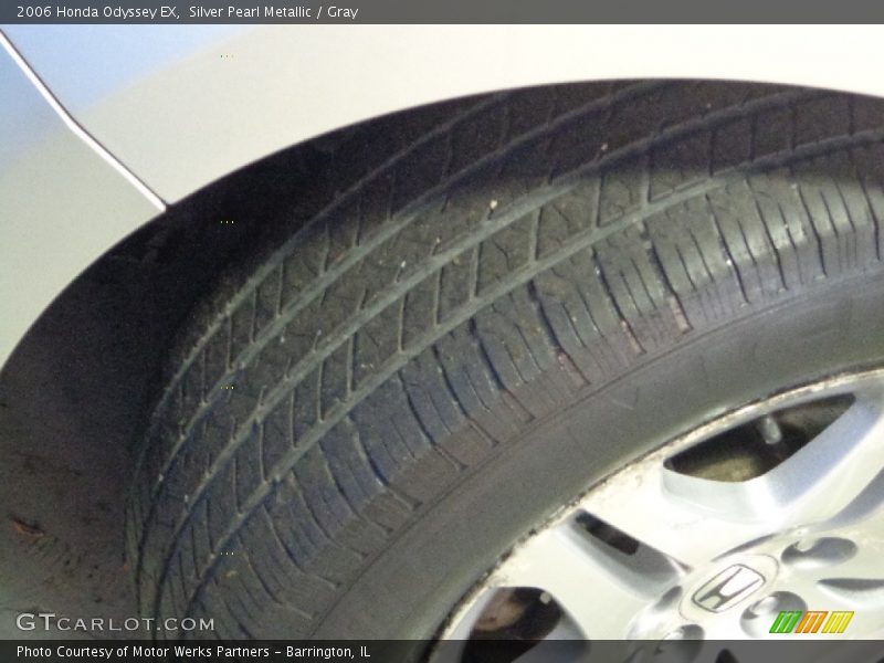 Silver Pearl Metallic / Gray 2006 Honda Odyssey EX