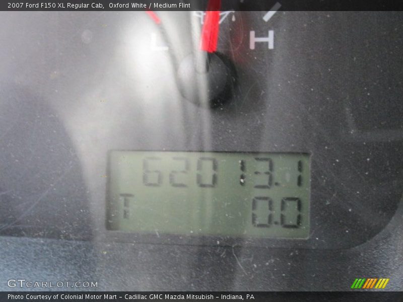 Oxford White / Medium Flint 2007 Ford F150 XL Regular Cab