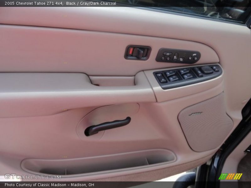 Black / Gray/Dark Charcoal 2005 Chevrolet Tahoe Z71 4x4