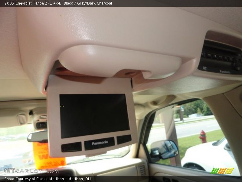Black / Gray/Dark Charcoal 2005 Chevrolet Tahoe Z71 4x4