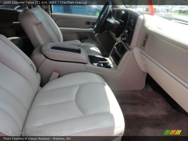Black / Gray/Dark Charcoal 2005 Chevrolet Tahoe Z71 4x4