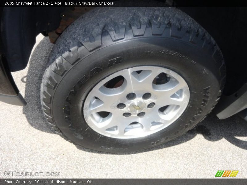 Black / Gray/Dark Charcoal 2005 Chevrolet Tahoe Z71 4x4