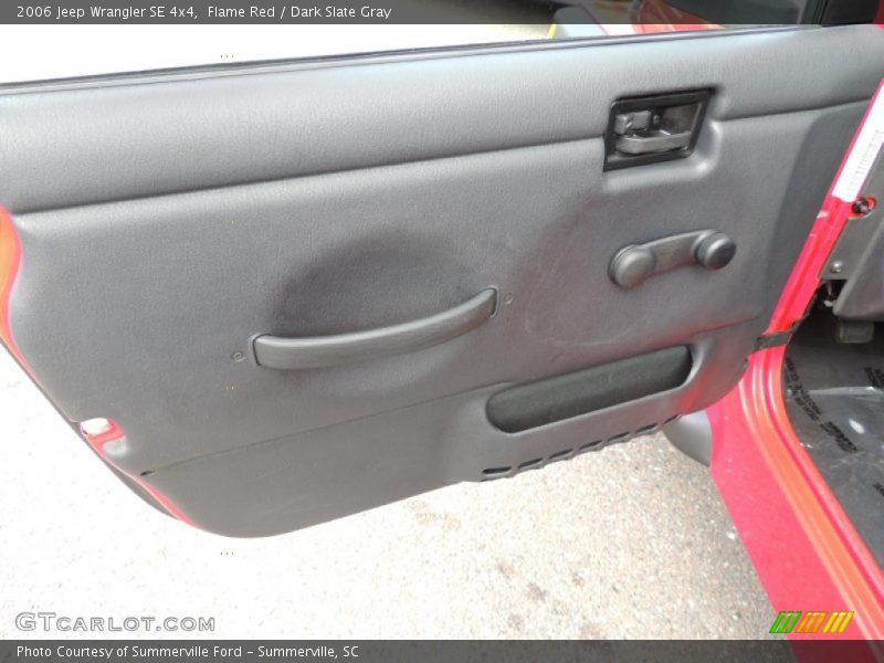 Flame Red / Dark Slate Gray 2006 Jeep Wrangler SE 4x4