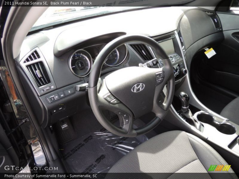 Black Plum Pearl / Black 2011 Hyundai Sonata SE