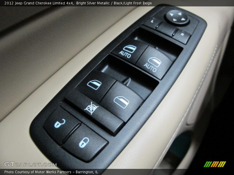 Bright Silver Metallic / Black/Light Frost Beige 2012 Jeep Grand Cherokee Limited 4x4