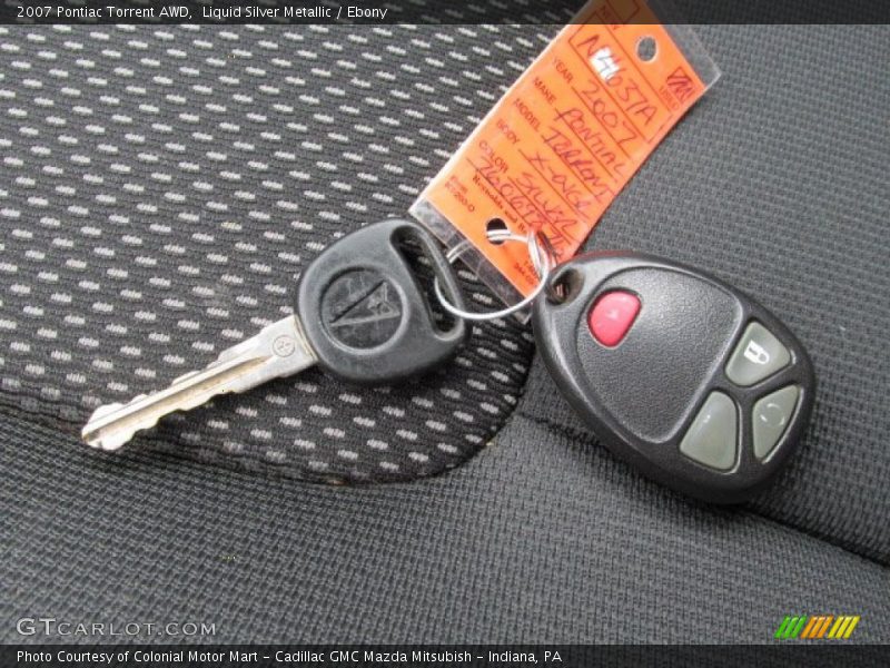 Liquid Silver Metallic / Ebony 2007 Pontiac Torrent AWD