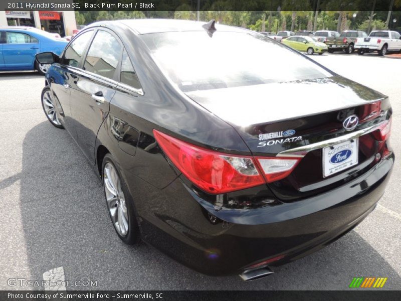 Black Plum Pearl / Black 2011 Hyundai Sonata SE