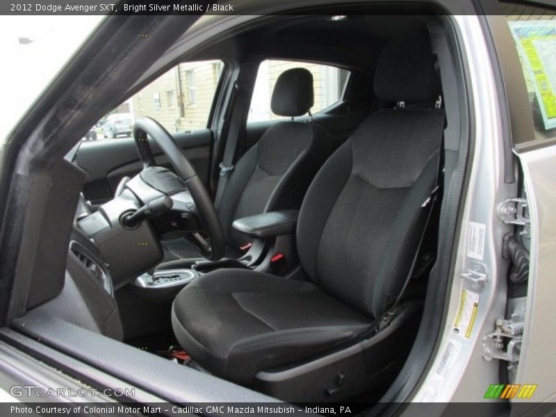 Bright Silver Metallic / Black 2012 Dodge Avenger SXT