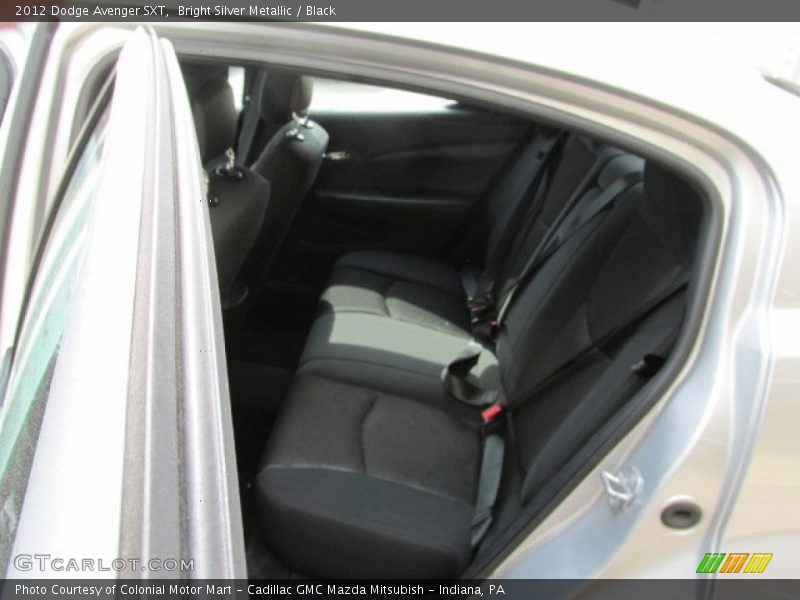 Bright Silver Metallic / Black 2012 Dodge Avenger SXT