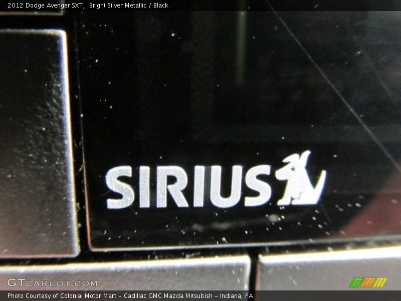 Bright Silver Metallic / Black 2012 Dodge Avenger SXT
