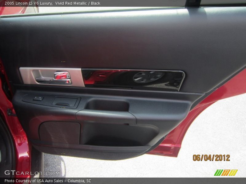 Vivid Red Metallic / Black 2005 Lincoln LS V6 Luxury