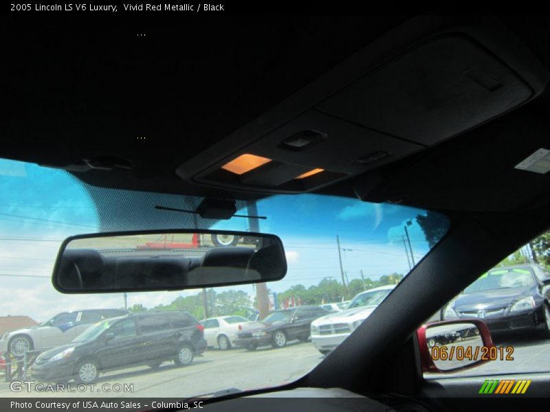 Vivid Red Metallic / Black 2005 Lincoln LS V6 Luxury