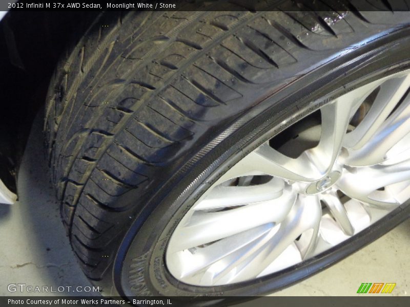 Moonlight White / Stone 2012 Infiniti M 37x AWD Sedan
