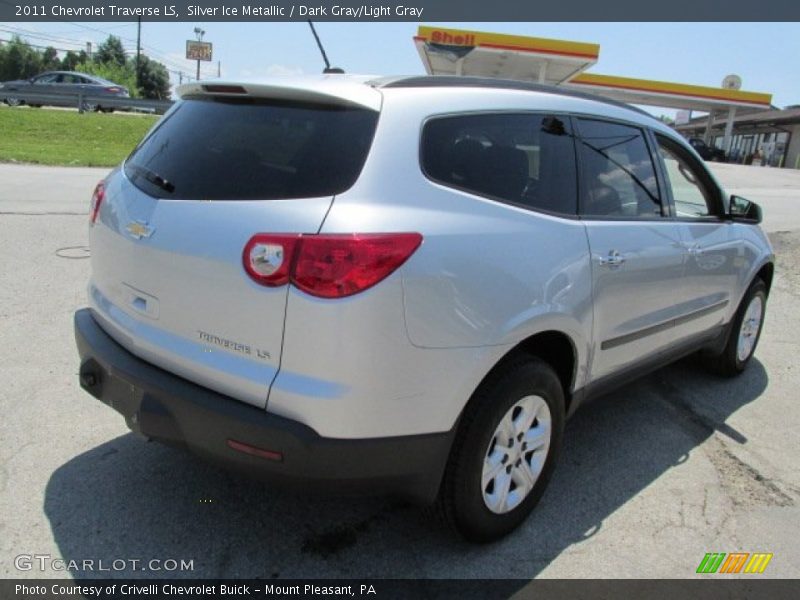Silver Ice Metallic / Dark Gray/Light Gray 2011 Chevrolet Traverse LS