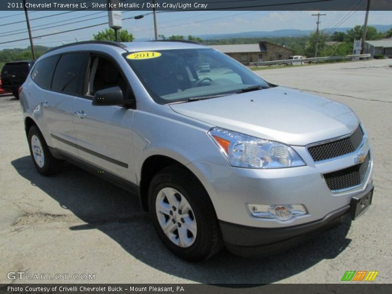 Silver Ice Metallic / Dark Gray/Light Gray 2011 Chevrolet Traverse LS