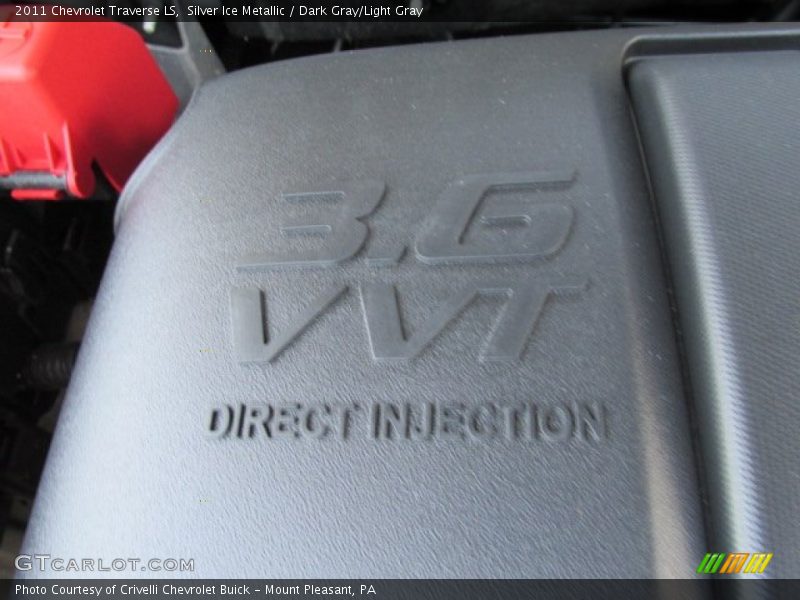 Silver Ice Metallic / Dark Gray/Light Gray 2011 Chevrolet Traverse LS