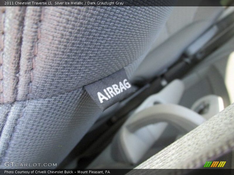 Silver Ice Metallic / Dark Gray/Light Gray 2011 Chevrolet Traverse LS