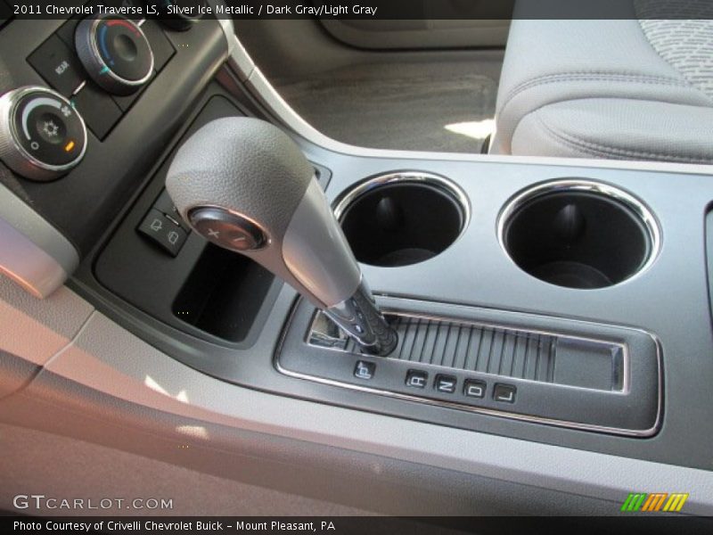 Silver Ice Metallic / Dark Gray/Light Gray 2011 Chevrolet Traverse LS