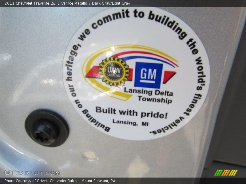 Silver Ice Metallic / Dark Gray/Light Gray 2011 Chevrolet Traverse LS
