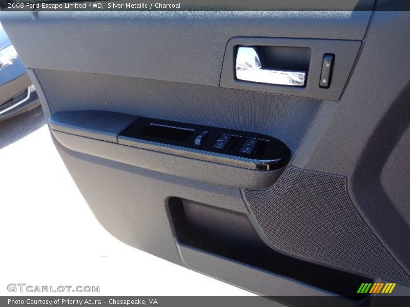 Silver Metallic / Charcoal 2008 Ford Escape Limited 4WD