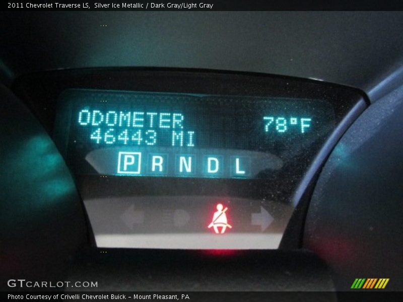 Silver Ice Metallic / Dark Gray/Light Gray 2011 Chevrolet Traverse LS