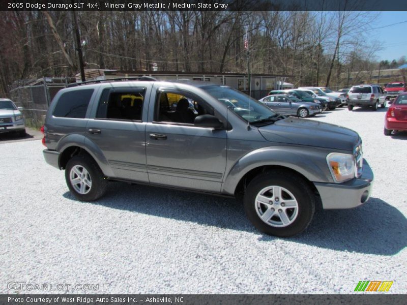 Mineral Gray Metallic / Medium Slate Gray 2005 Dodge Durango SLT 4x4