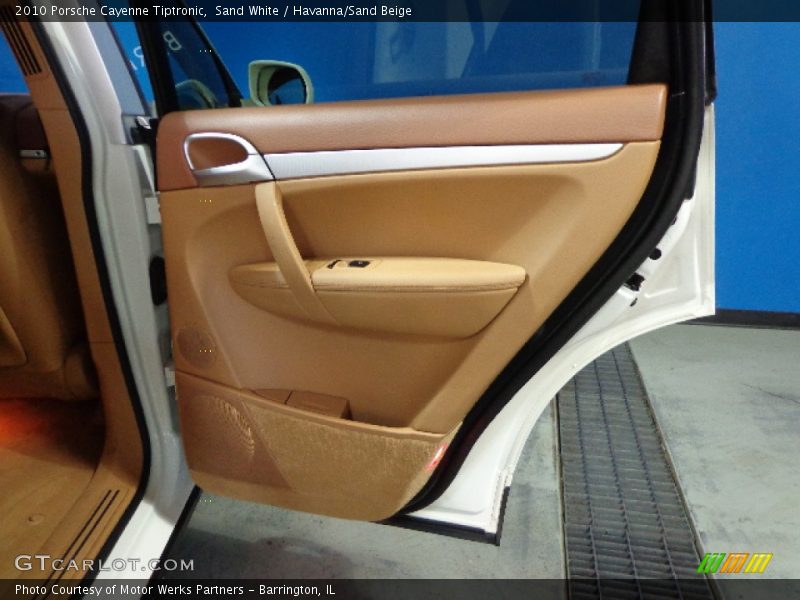 Sand White / Havanna/Sand Beige 2010 Porsche Cayenne Tiptronic