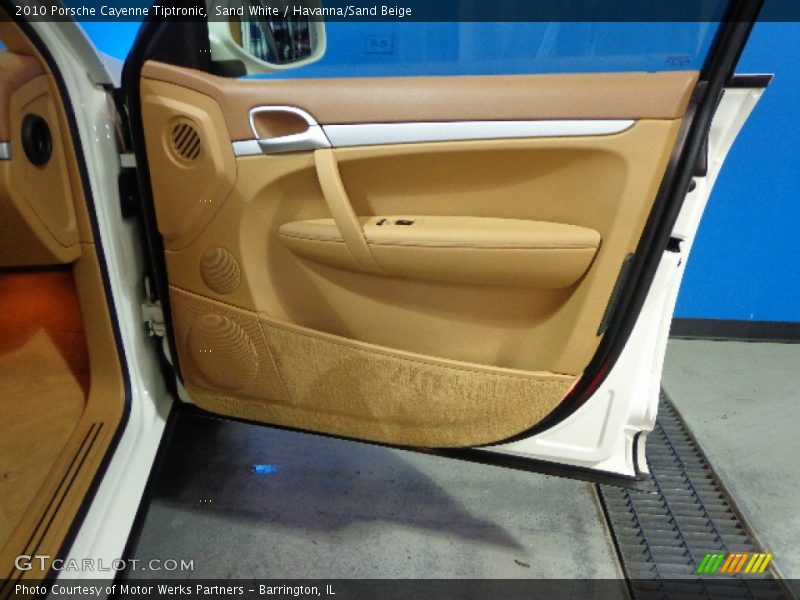 Sand White / Havanna/Sand Beige 2010 Porsche Cayenne Tiptronic