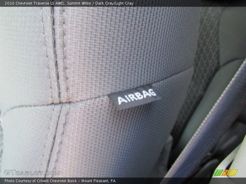 Summit White / Dark Gray/Light Gray 2010 Chevrolet Traverse LS AWD