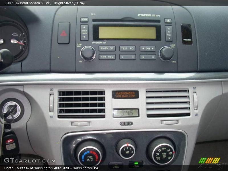 Bright Silver / Gray 2007 Hyundai Sonata SE V6