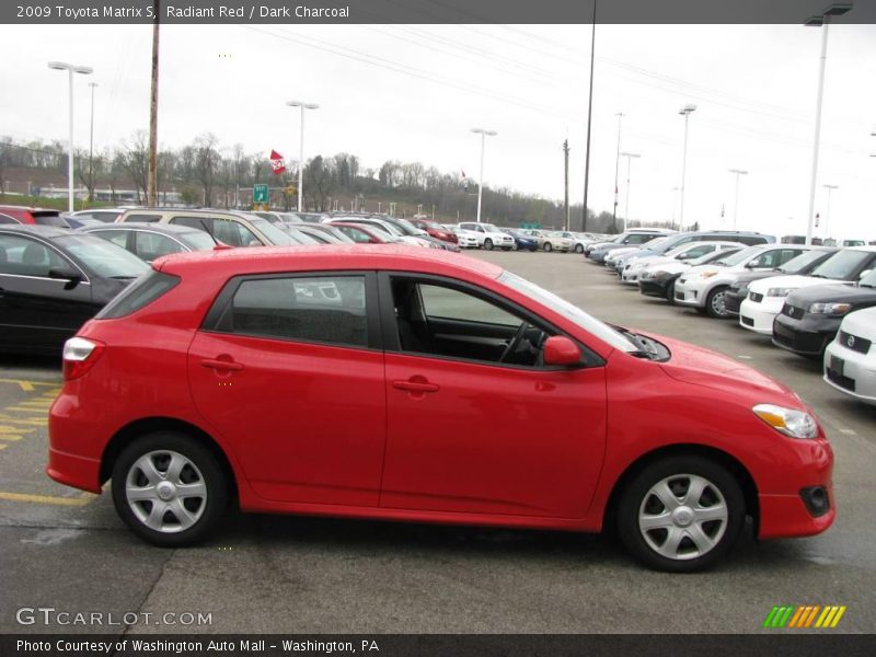 Radiant Red / Dark Charcoal 2009 Toyota Matrix S