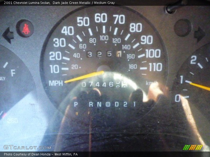 Dark Jade Green Metallic / Medium Gray 2001 Chevrolet Lumina Sedan